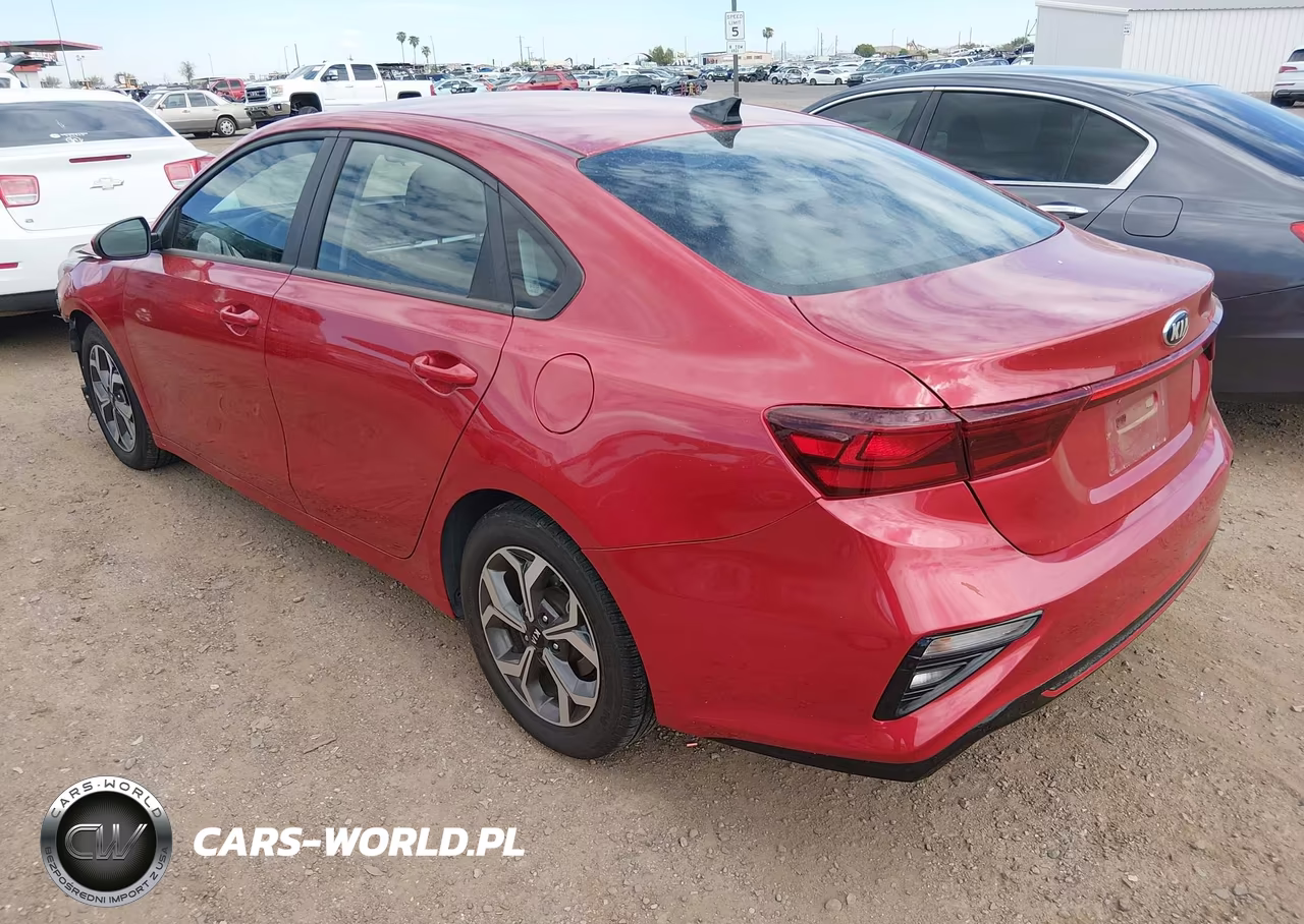 2020 Kia Forte Lxs VIN:3KPF24AD6LE241067 - 3