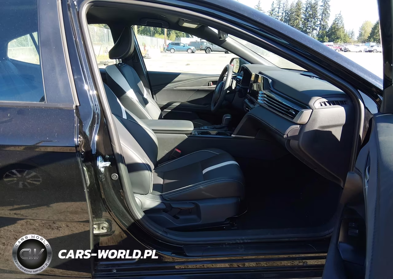 2026 Toyota Camry Se VIN:4T1DBADK1TU052453 - 5