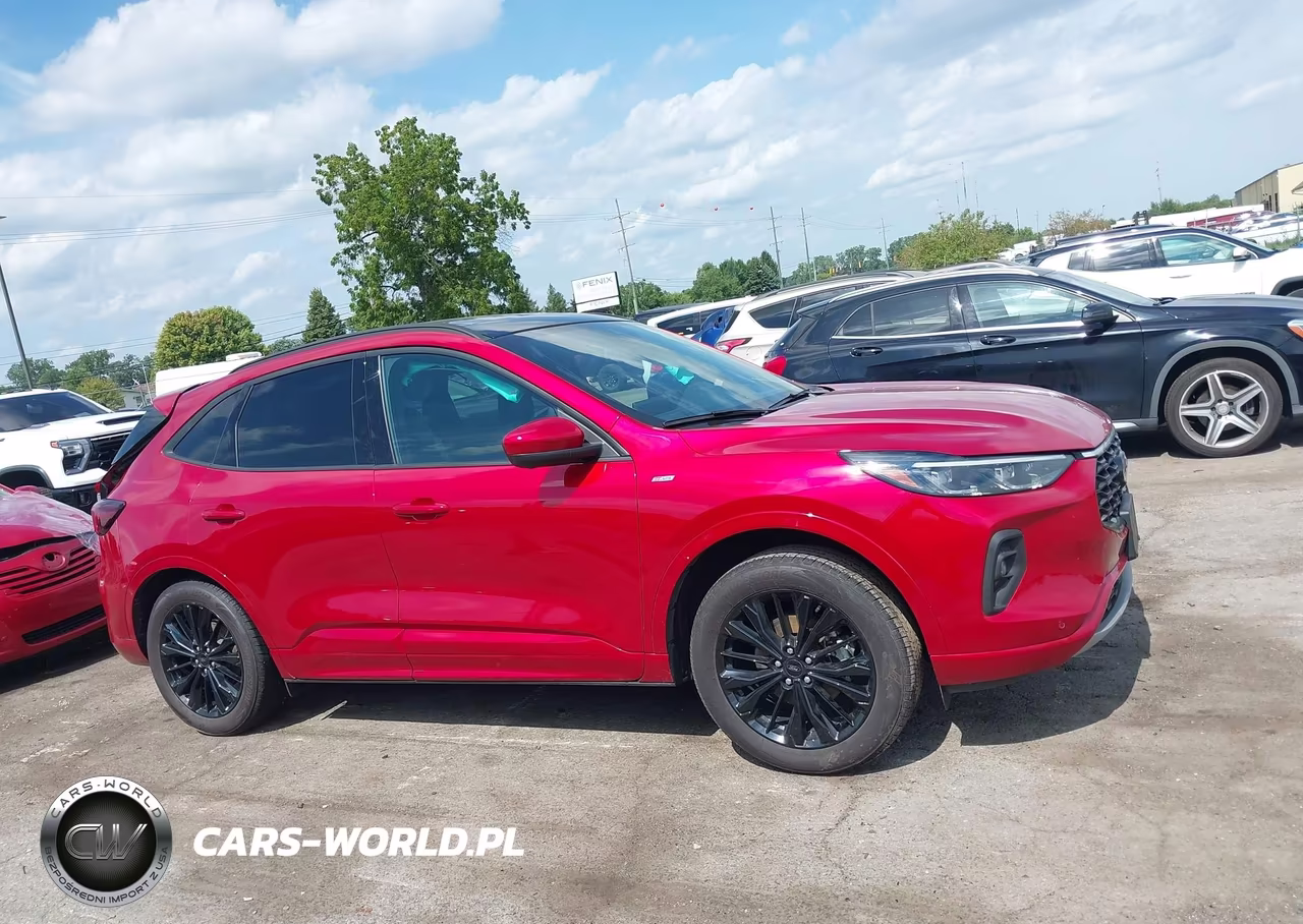 2025 Ford Escape St-Line Elite VIN:1FMCU9PA0SUA68150 - 12