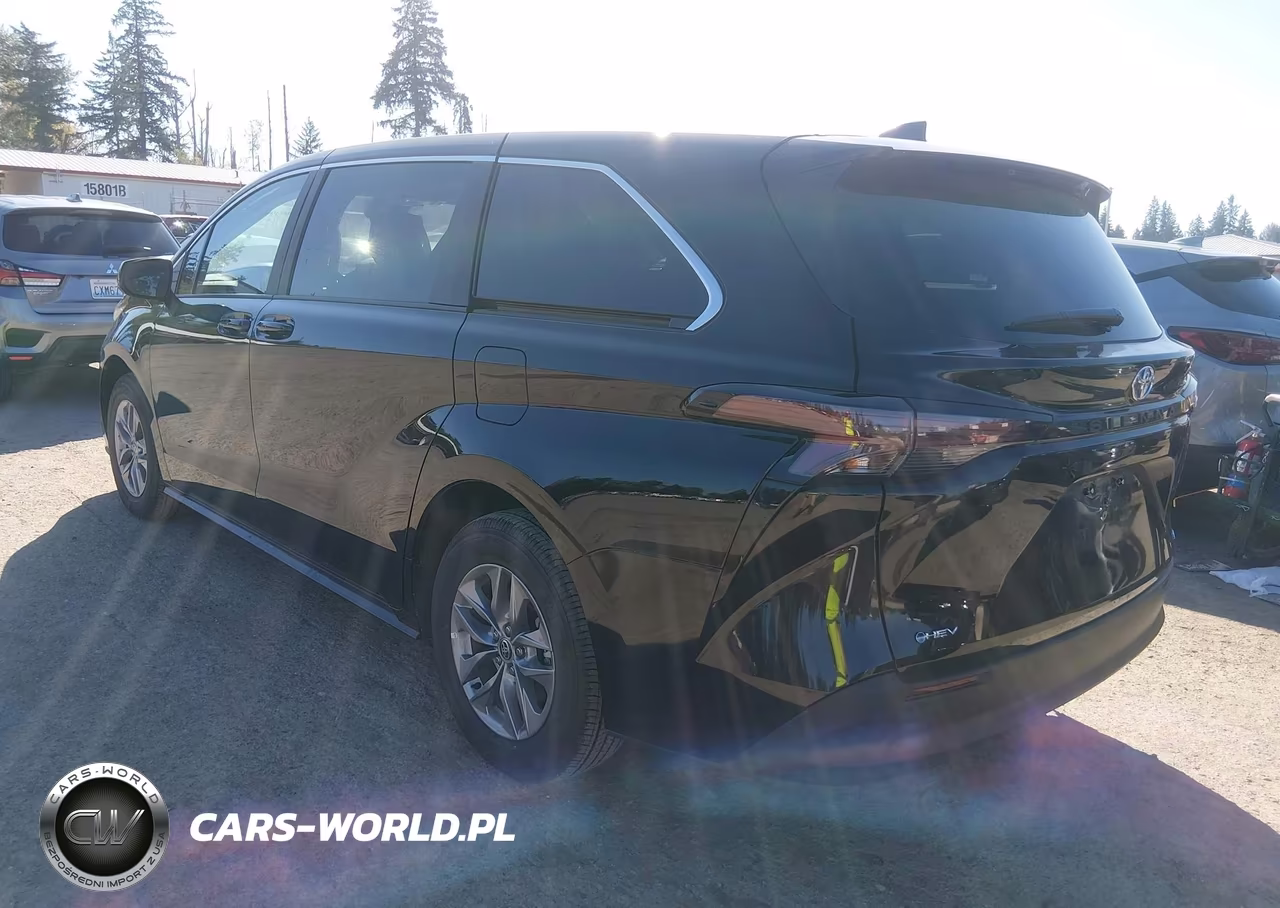 2025 Toyota Sienna Le VIN:5TDKRKEC0SS268284 - 3