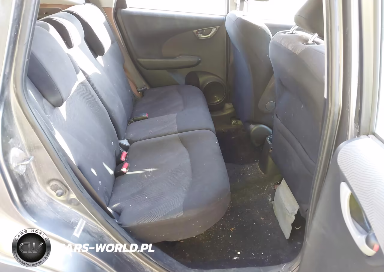2011 Honda Fit Sport VIN:JHMGE8G56BC004389 - 8