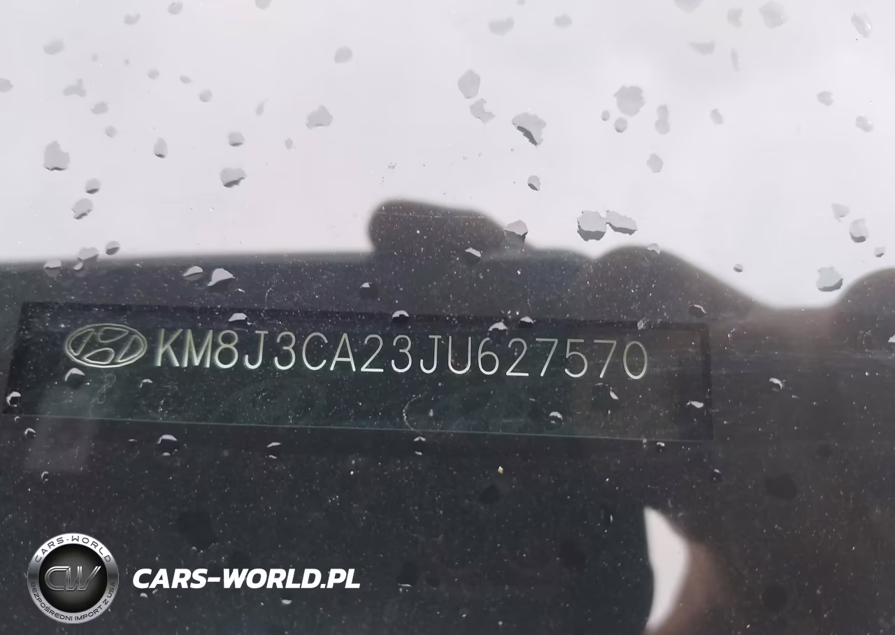 2018 Hyundai Tucson Value VIN:KM8J3CA23JU627570 - 9