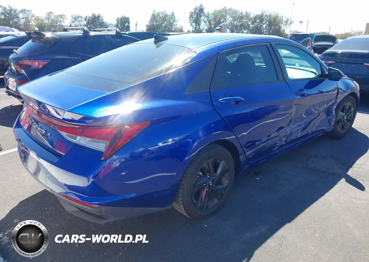 2021 Hyundai Elantra Sel VIN:5NPLM4AG2MH000319 - 4