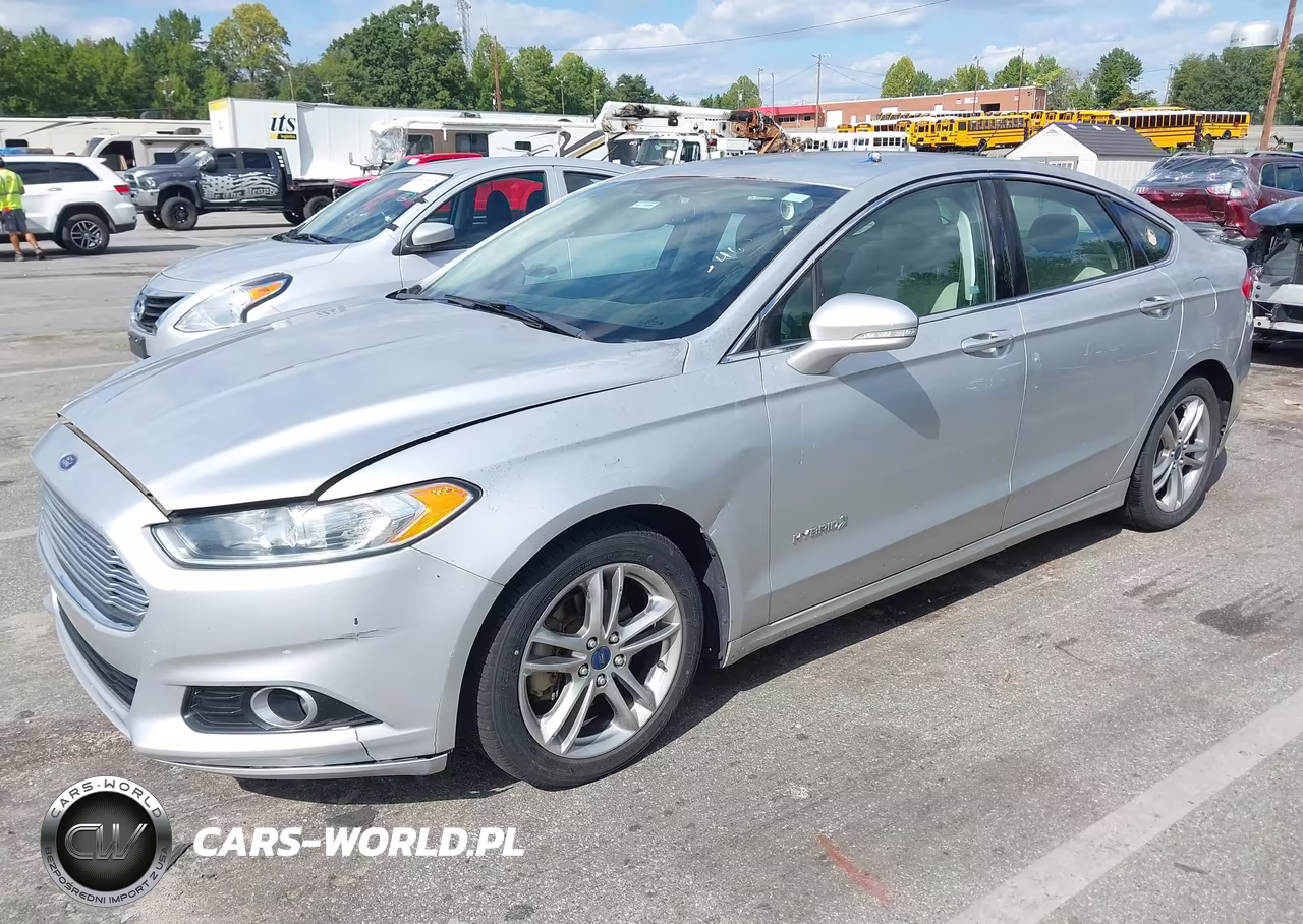 2015 Ford Fusion Hybrid Titanium VIN:3FA6P0RU1FR283079 - 6