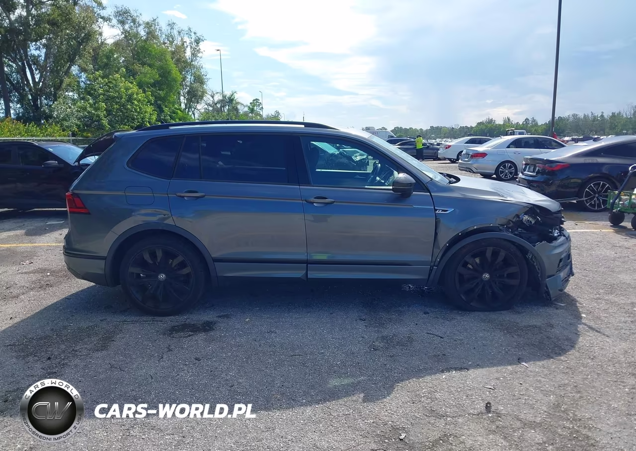 2020 Volkswagen Tiguan 2.0T Se-2.0T Se R-Line Black-2.0T Sel VIN:3VV3B7AX3LM062734 - 13