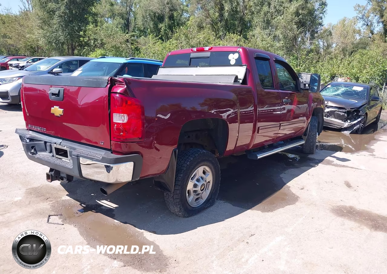 2013 Chevrolet Silverado 2500Hd Lt VIN:1GC2CXCG0DZ329946 - 4