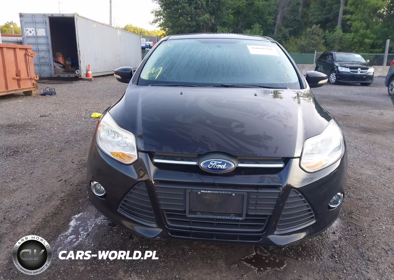 2014 Ford Focus Se VIN:1FADP3K22EL132279 - 12