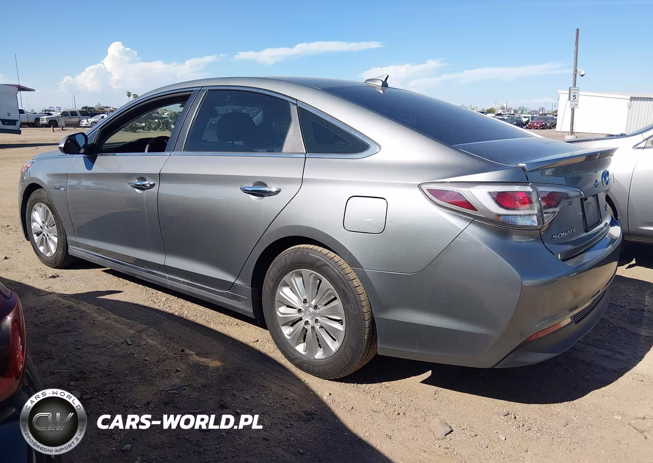 2017 Hyundai Sonata Hybrid Se VIN:KMHE24L3XHA063783 - 3