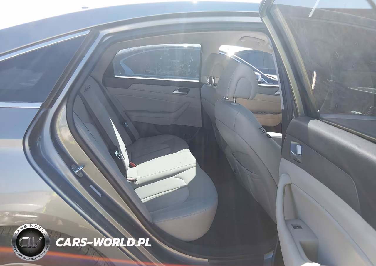 2017 Hyundai Sonata Hybrid Se VIN:KMHE24L3XHA063783 - 8