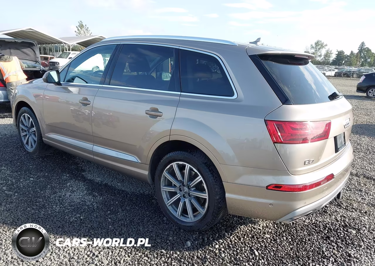 2019 Audi Q7 55 Premium-55 Se Premium VIN:WA1LAAF78KD012360 - 3