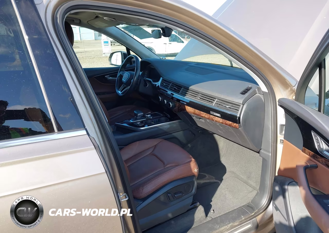 2019 Audi Q7 55 Premium-55 Se Premium VIN:WA1LAAF78KD012360 - 5