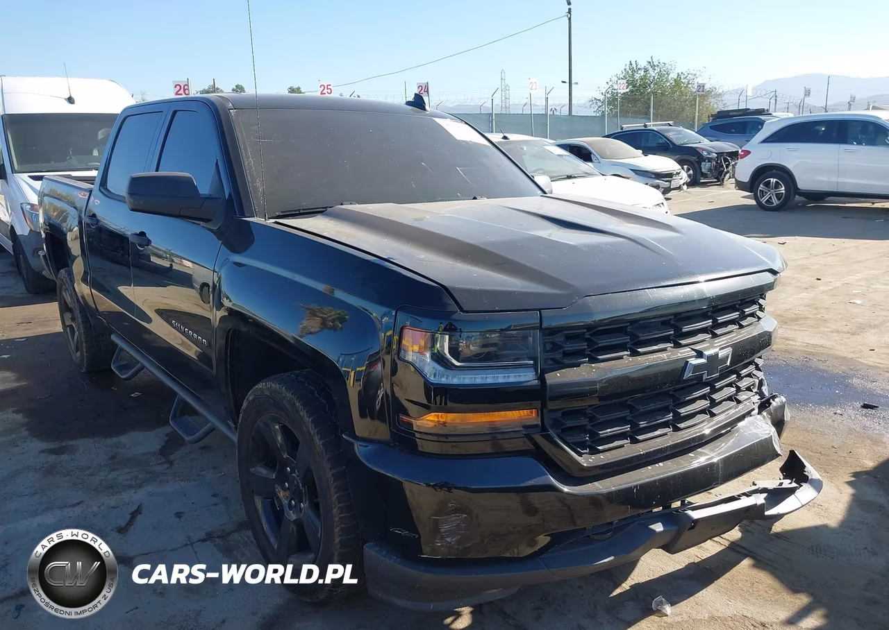 2018 Chevrolet Silverado 1500 Custom
