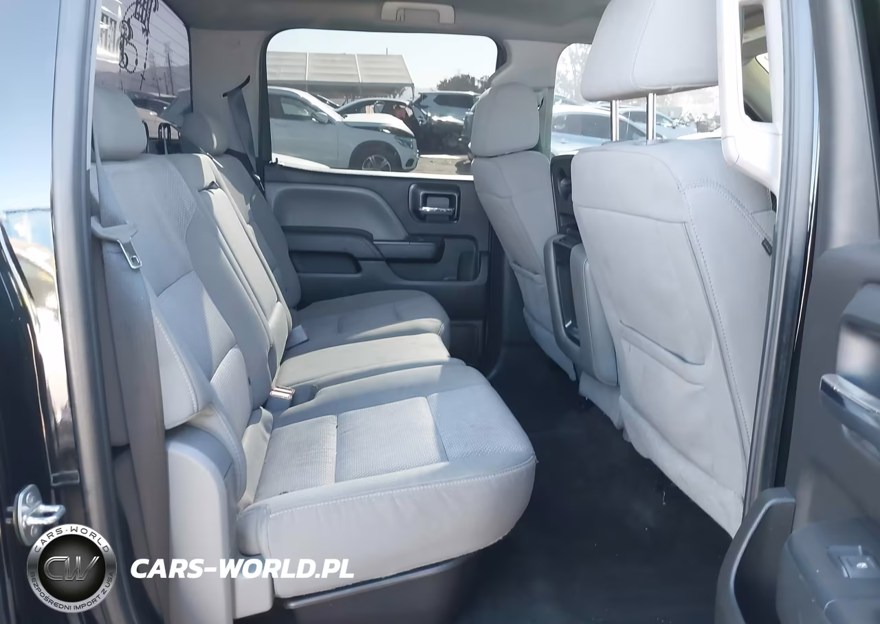 2018 Chevrolet Silverado 1500 Custom VIN:3GCPCPEC2JG340376 - 8
