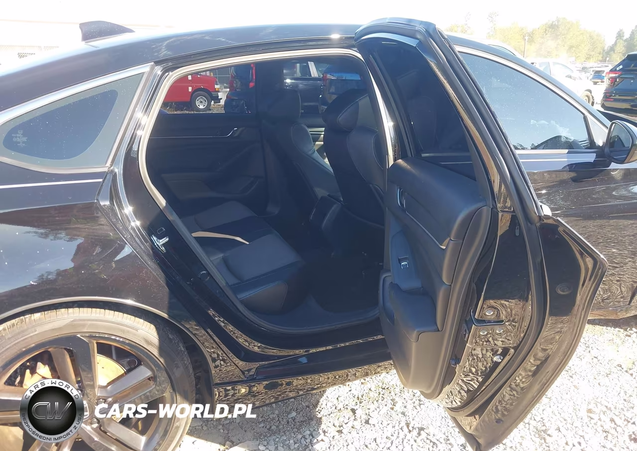 2018 Honda Accord Sport VIN:1HGCV1F33JA029964 - 8