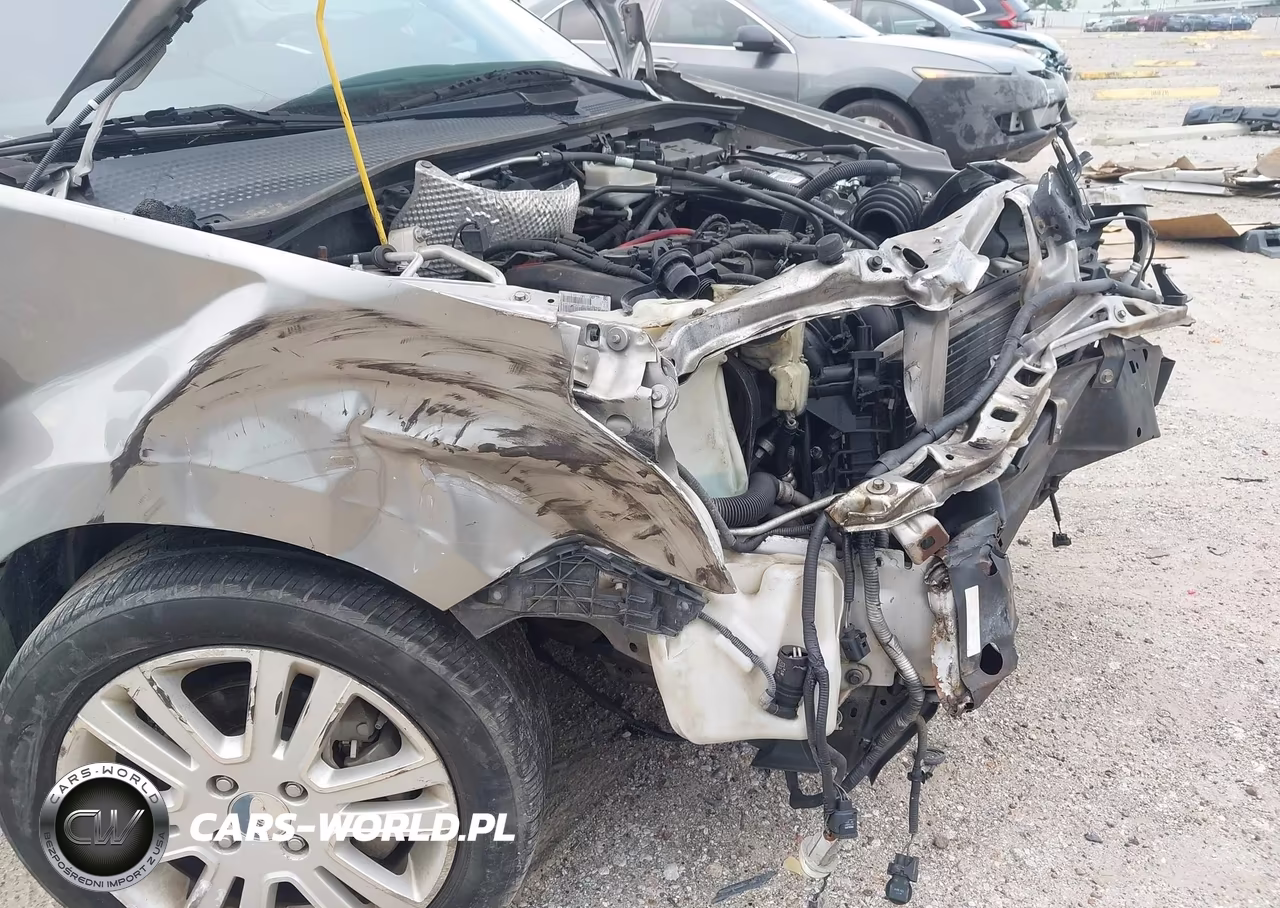 2008 Ford Focus Se-Ses VIN:1FAHP35N08W275368 - 6