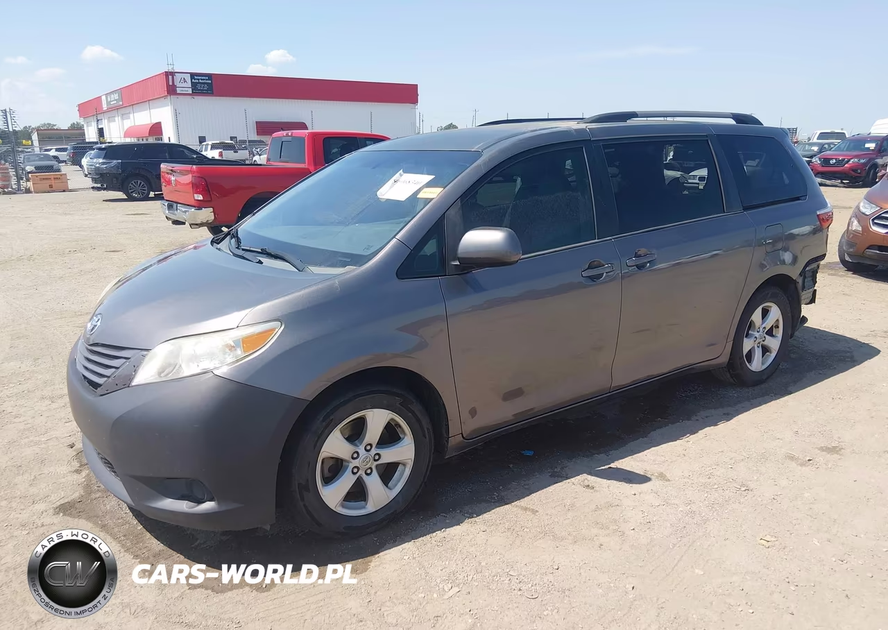 2015 Toyota Sienna Le 8 Passenger VIN:5TDKK3DC0FS664216 - 2