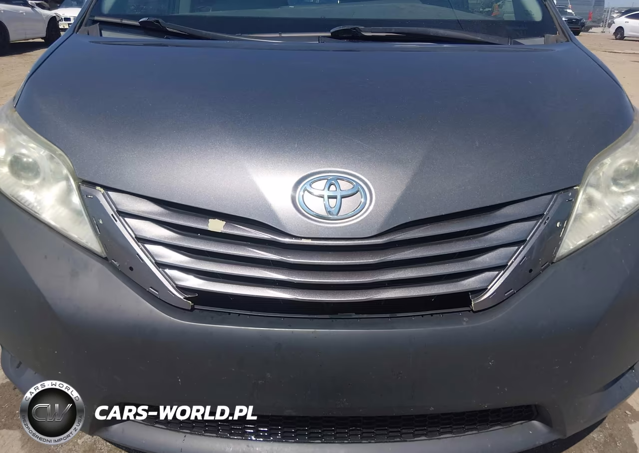 2015 Toyota Sienna Le 8 Passenger VIN:5TDKK3DC0FS664216 - 21
