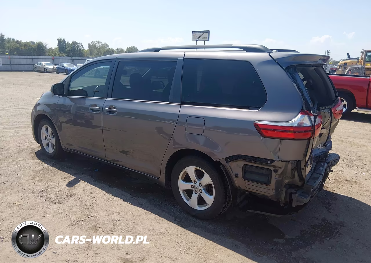 2015 Toyota Sienna Le 8 Passenger VIN:5TDKK3DC0FS664216 - 3