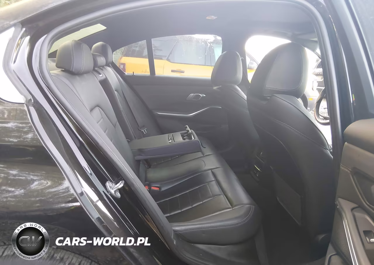 2019 BMW 330I VIN:3MW5R1J54K8A04389 - 8