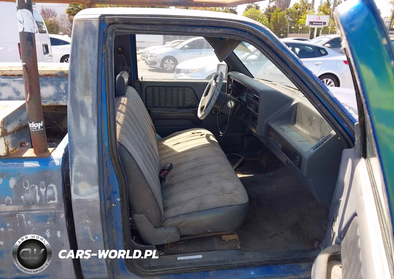 1992 Dodge Dakota VIN:1B7FL26X6NS675607 - 5