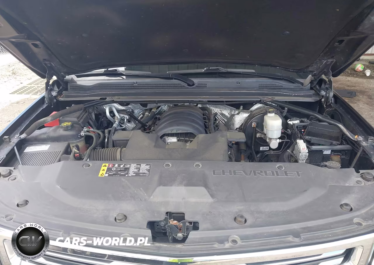 2017 Chevrolet Suburban Premier VIN:1GNSCJKCXHR146093 - 10