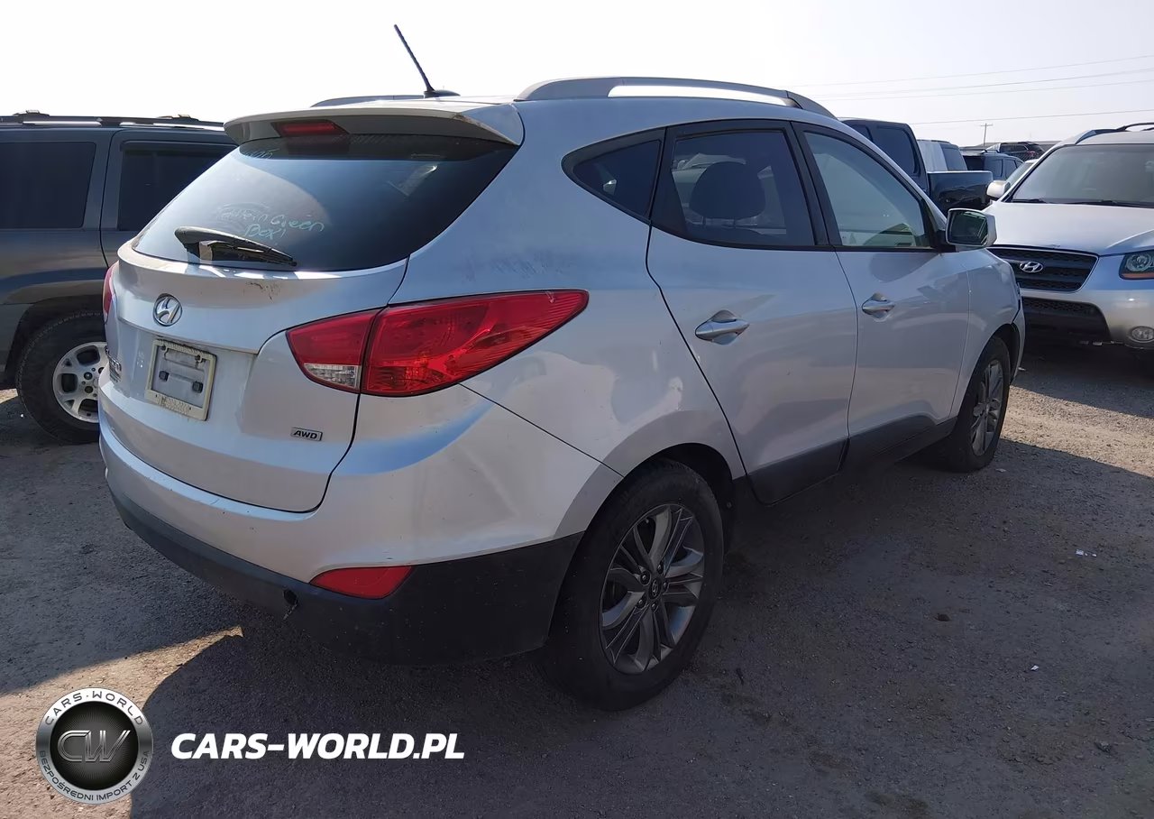 2015 Hyundai Tucson Se VIN:KM8JUCAG6FU999629 - 4