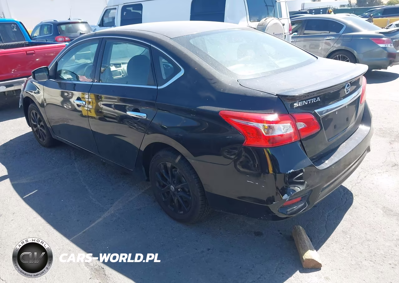 2018 Nissan Sentra S VIN:3N1AB7AP2JY277052 - 3