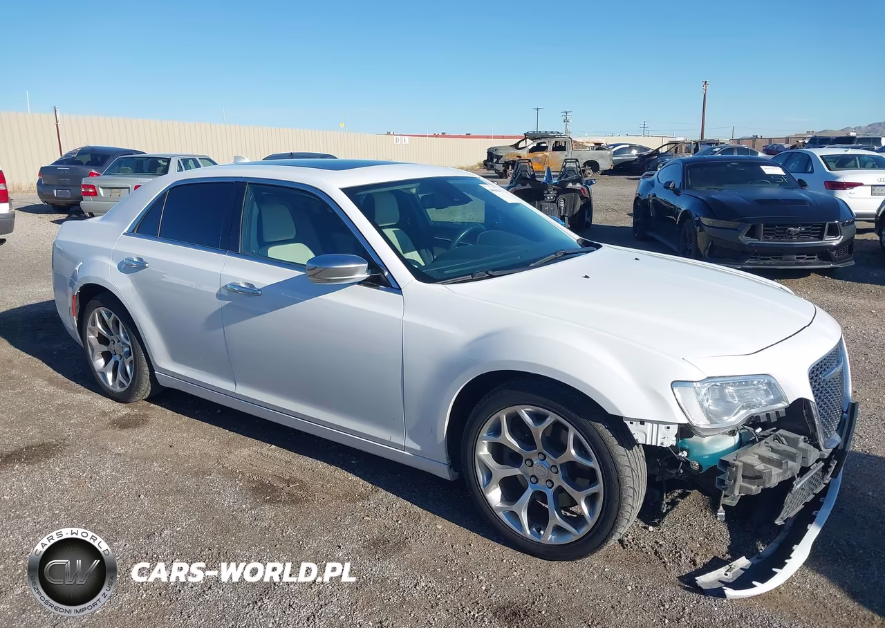 2016 Chrysler 300C Platinum