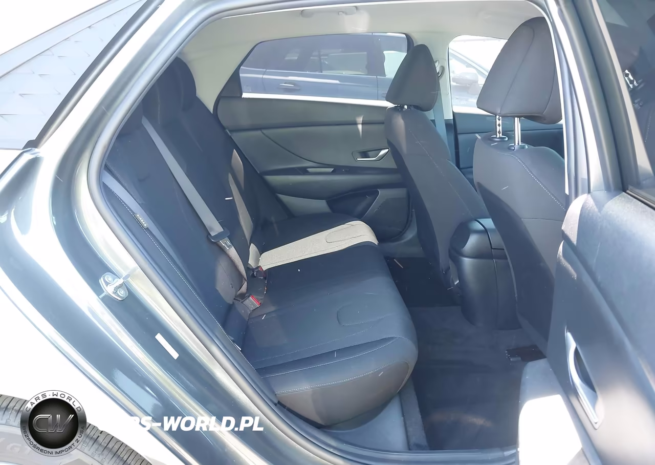 2026 Hyundai Elantra Se VIN:KMHLL4DGXTU231077 - 8