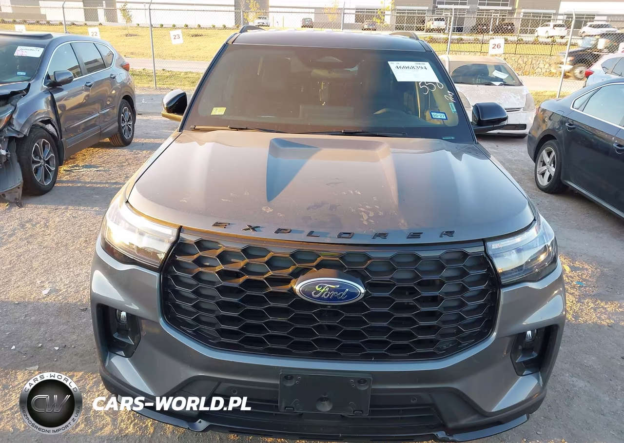 2025 Ford Explorer St-Line VIN:1FMUK7KH2SGB17821 - 12