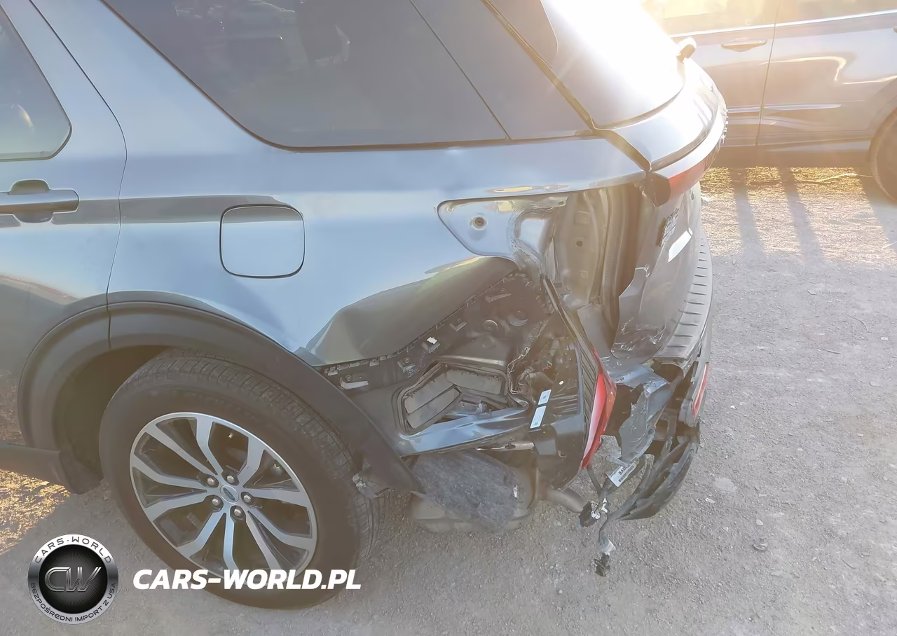 2025 Ford Explorer St-Line VIN:1FMUK7KH2SGB17821 - 17