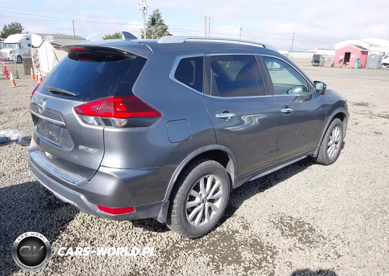 2018 Nissan Rogue Sv VIN:JN8AT2MV6JW306006 - 4