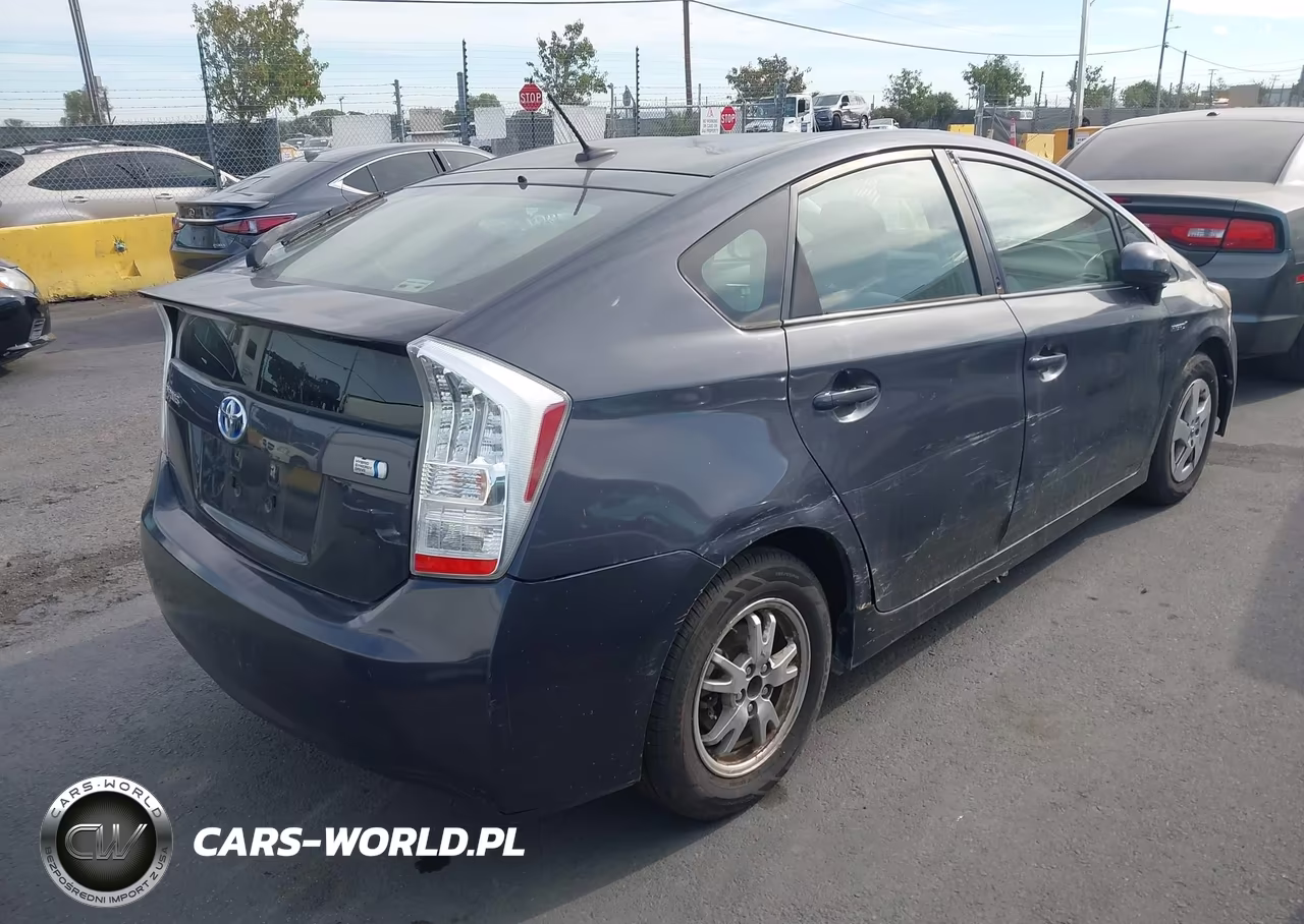 2010 Toyota Prius Ii VIN:JTDKN3DU8A0209819 - 4
