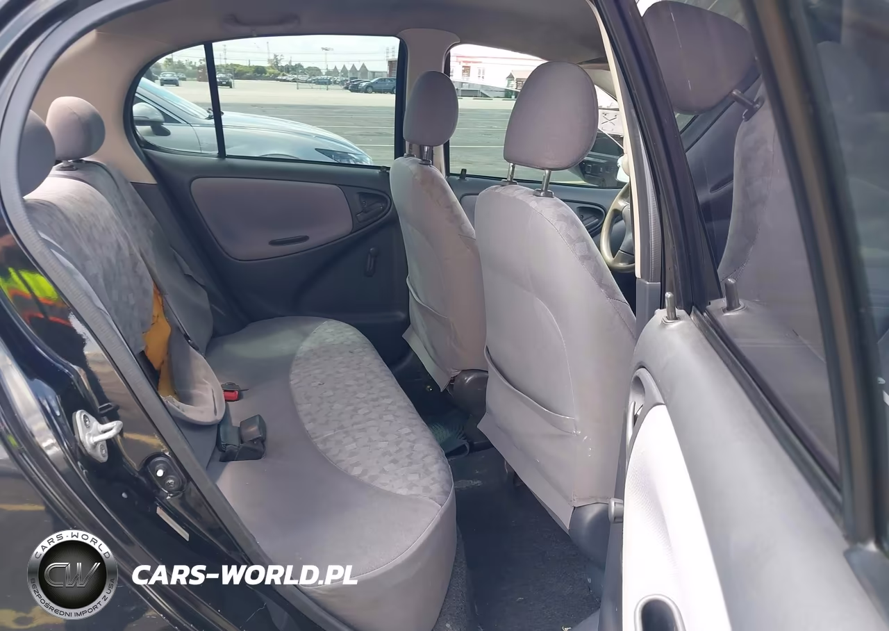 2000 Toyota Echo VIN:JTDBT1230Y0048610 - 8