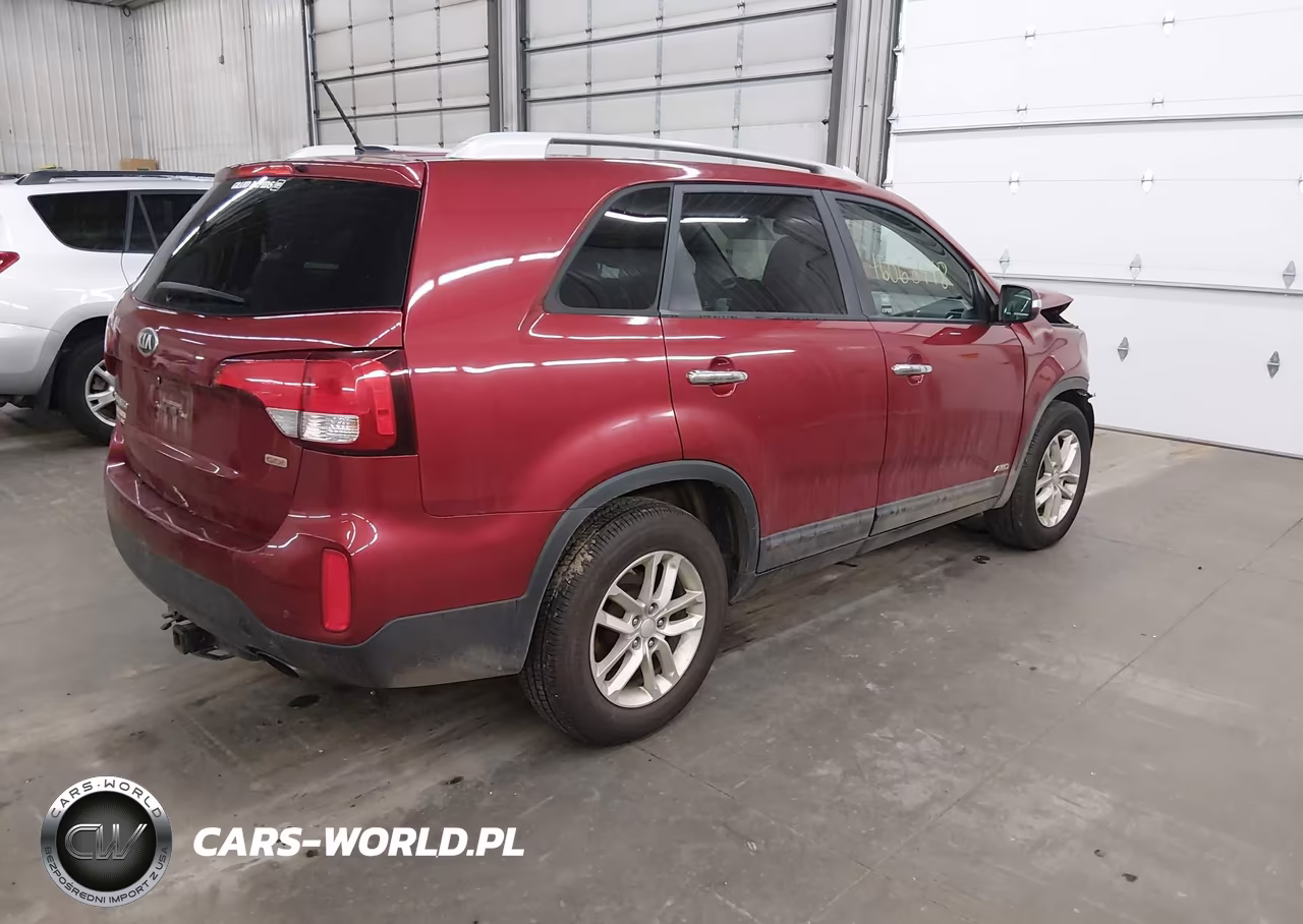 2014 Kia Sorento Lx V6 VIN:5XYKTDA73EG482239 - 4