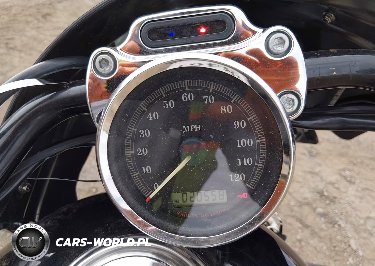 2007 Harley-Davidson Xl1200 C VIN:1HD1CT3317K436940 - 7