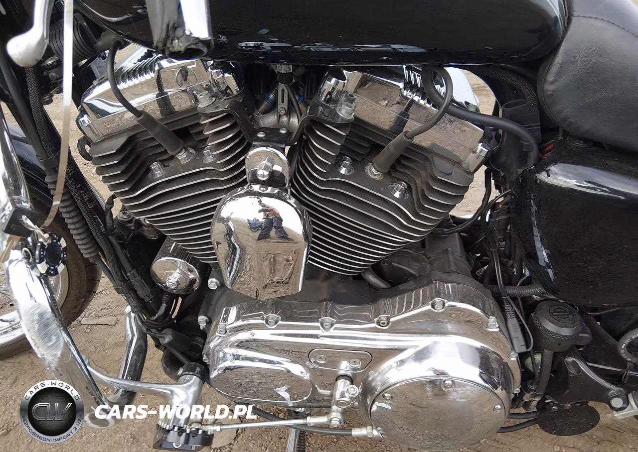 2007 Harley-Davidson Xl1200 C VIN:1HD1CT3317K436940 - 9