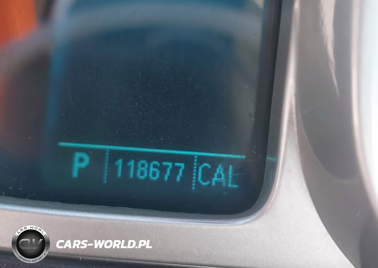 2011 Chevrolet Camaro 2Lt VIN:2G1FC3DD1B9202427 - 16
