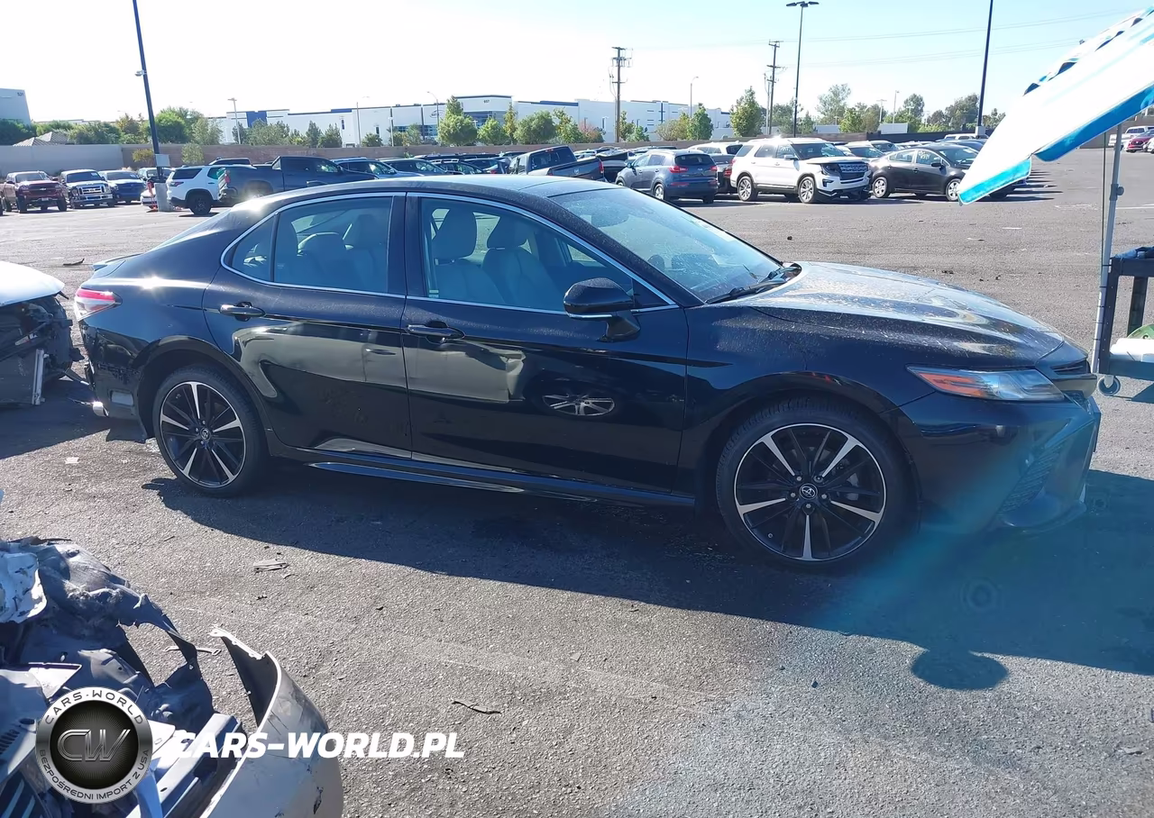 2018 Toyota Camry Xse V6 VIN:4T1BZ1HK4JU001636 - 14