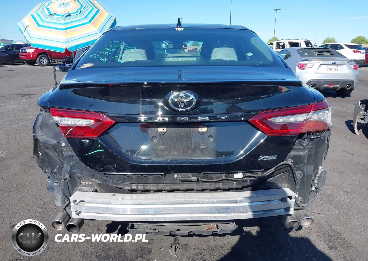 2018 Toyota Camry Xse V6 VIN:4T1BZ1HK4JU001636 - 17