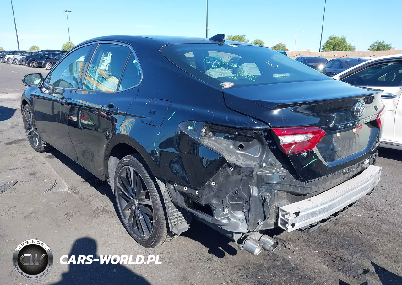 2018 Toyota Camry Xse V6 VIN:4T1BZ1HK4JU001636 - 3