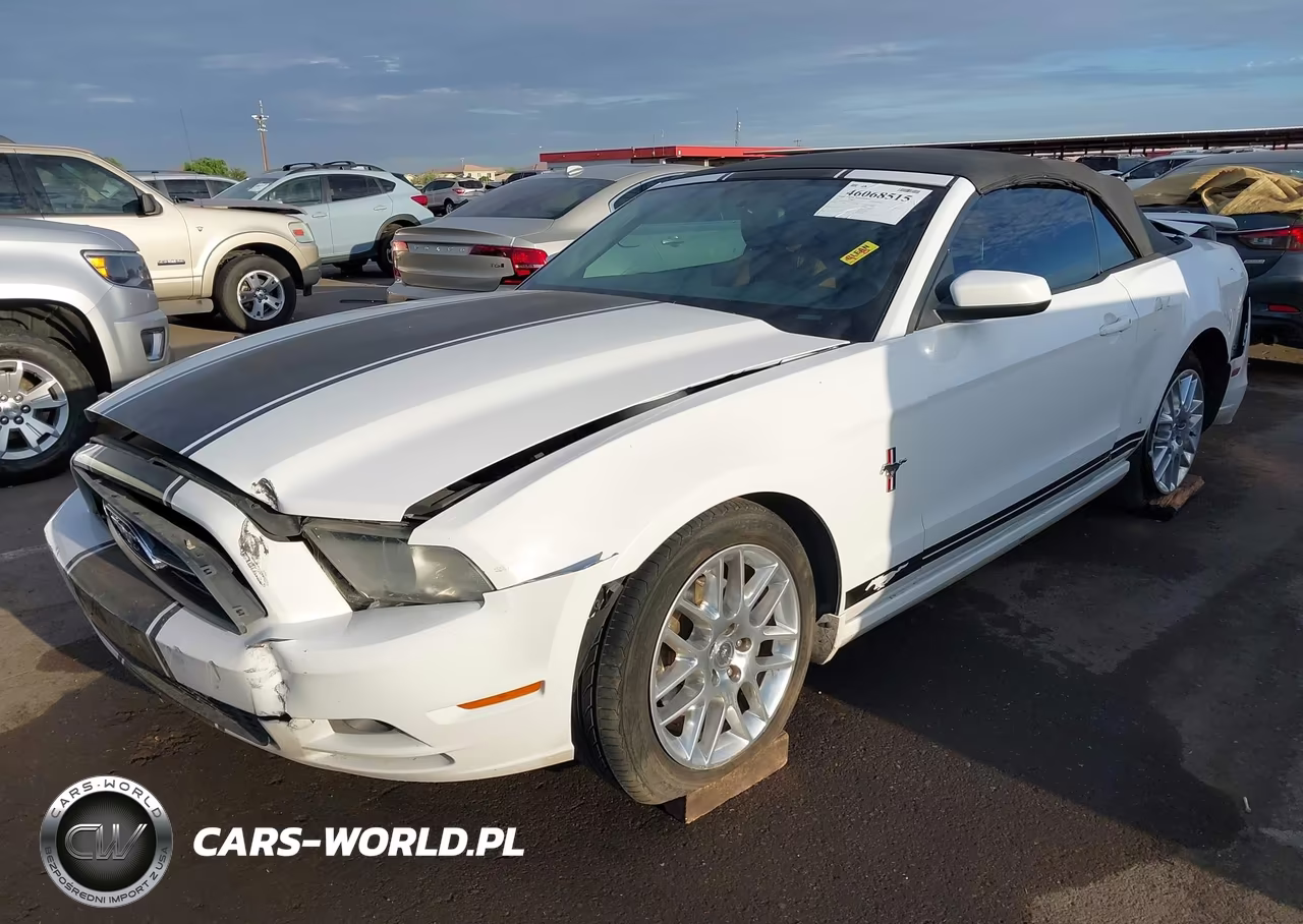 2014 Ford Mustang V6 Premium VIN:1ZVBP8EM7E5299539 - 2