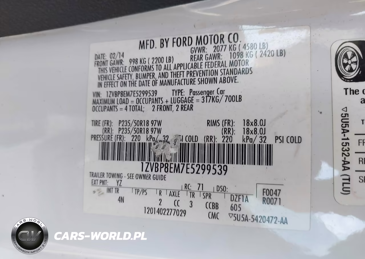 2014 Ford Mustang V6 Premium VIN:1ZVBP8EM7E5299539 - 9
