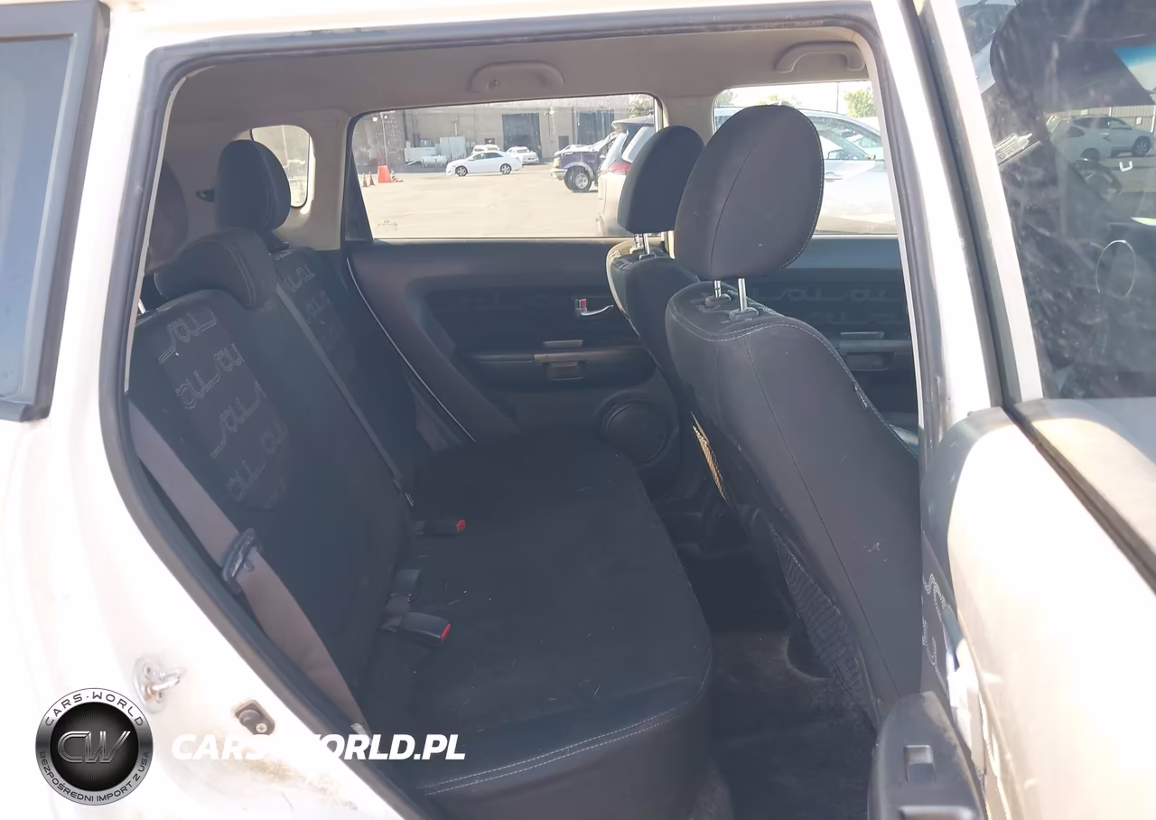 2013 Kia Soul + VIN:KNDJT2A63D7557279 - 8