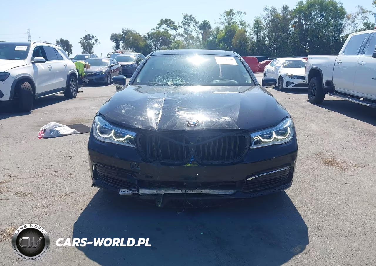 2019 BMW 750I xDrive VIN:WBA7F2C59KB240667 - 12
