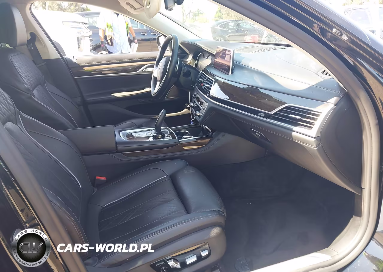 2019 BMW 750I xDrive VIN:WBA7F2C59KB240667 - 5