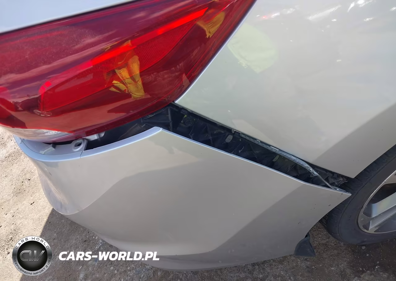 2017 Hyundai Elantra Limited VIN:5NPD84LF1HH121362 - 6