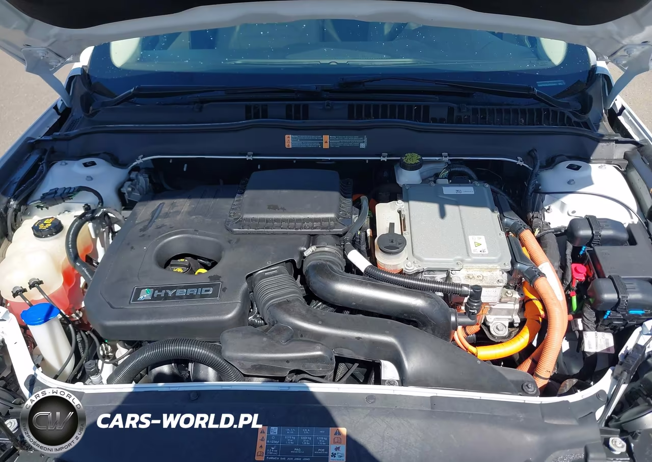 2018 Ford Fusion Hybrid S VIN:3FA6P0UU0JR243687 - 10