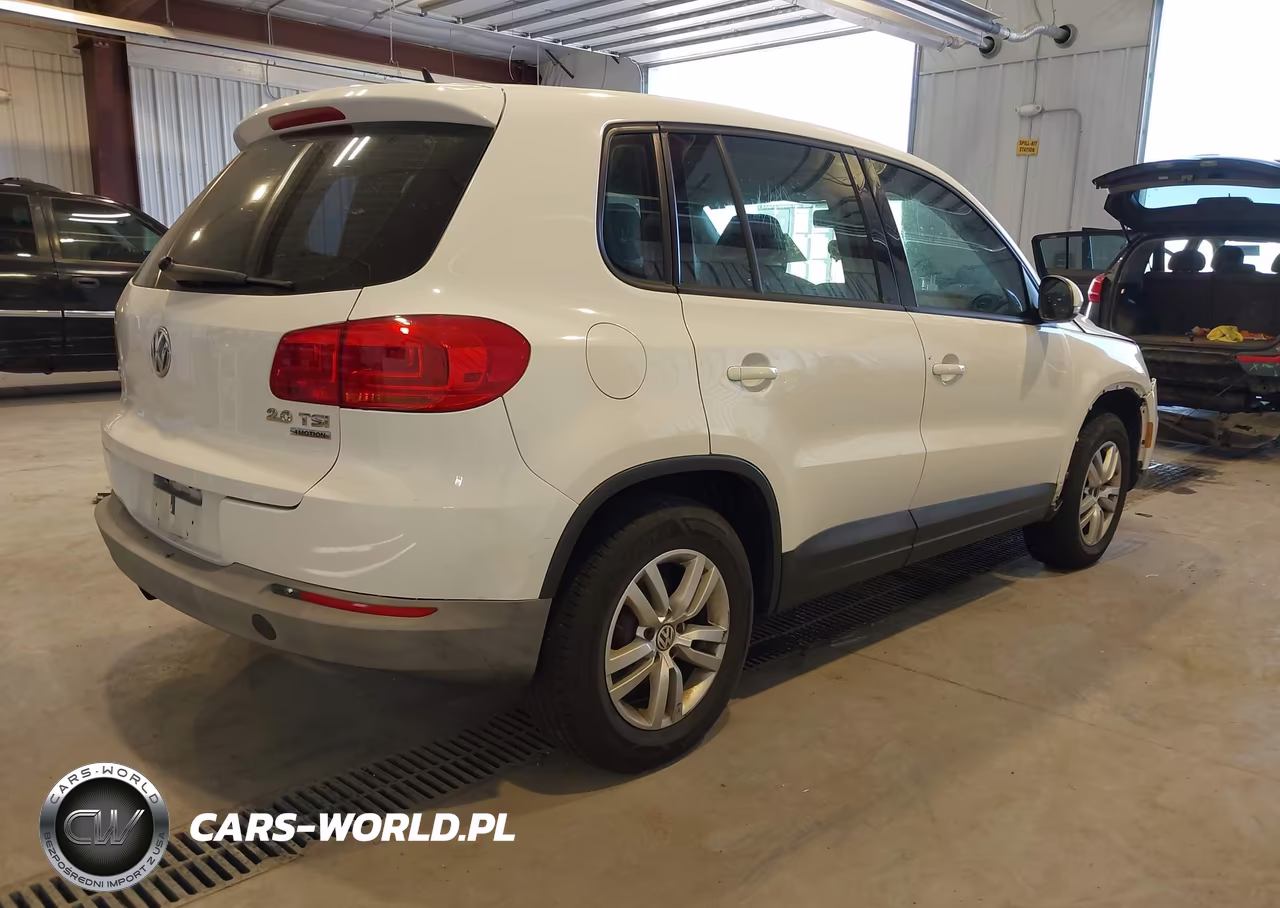 2013 Volkswagen Tiguan S VIN:WVGBV3AX0DW090871 - 4