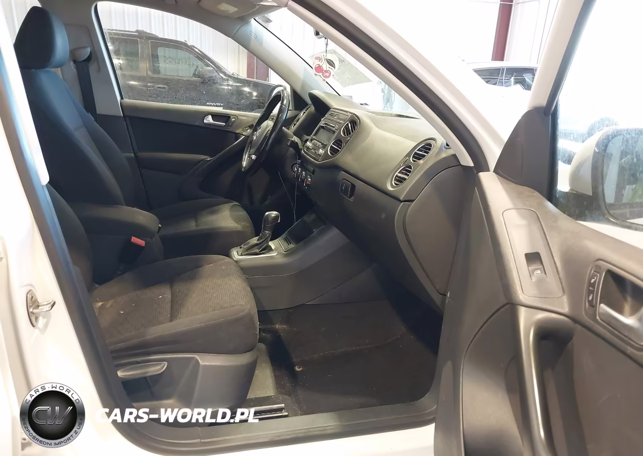 2013 Volkswagen Tiguan S VIN:WVGBV3AX0DW090871 - 5